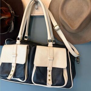 Lavorazione Artigiana made in Italy LARGE leather black & white bag